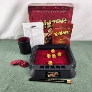 1997 Milton Bradley Yahtzee Deluxe Edition Complete Gold Fleck Dice Felt Tray